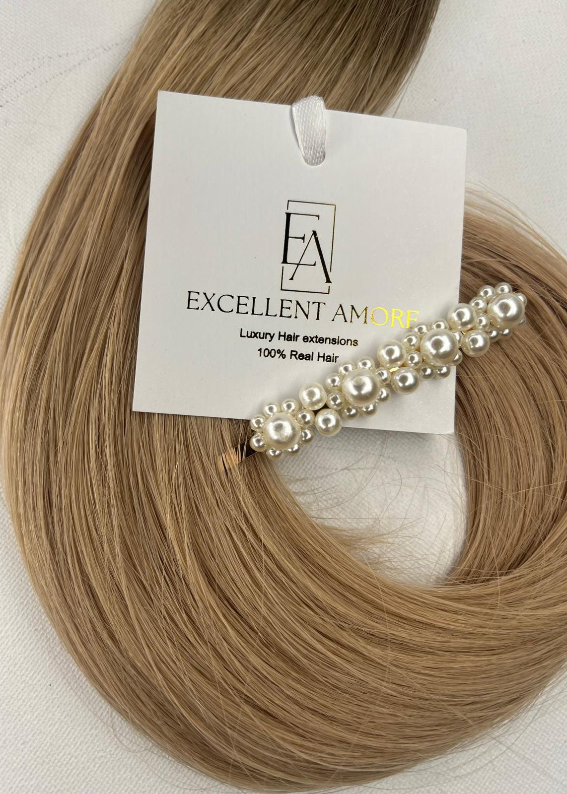 Noela hair extension van Excellent Amore kleur blond